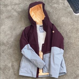 Medium Mountain Hardwear Ski Jacket